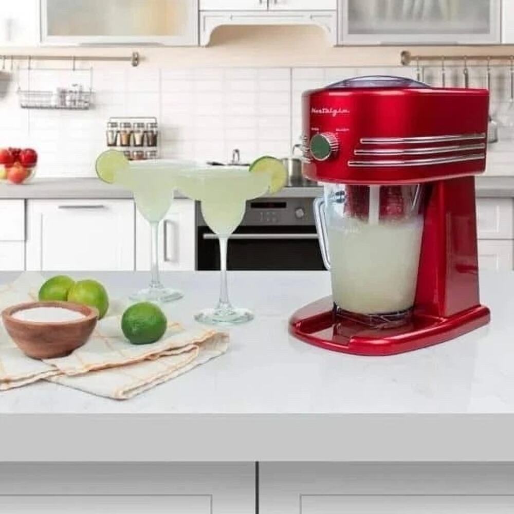 Nostalgia Retro 40-Ounce Frozen Beverage Station | Margarita / Slushie Maker
